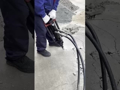 Thủy thủ đá chất lỏng tinh khiết